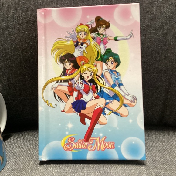 Sailor Moon Gift Set - Picture 7 of 12